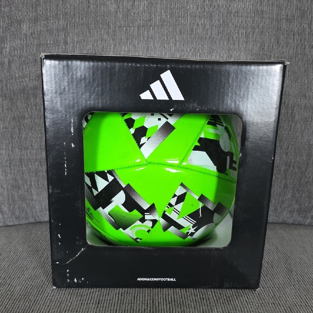 Adidas Neon Green and Black Soccer Ball, New In Box, Size 5 - Picture 4 of 6